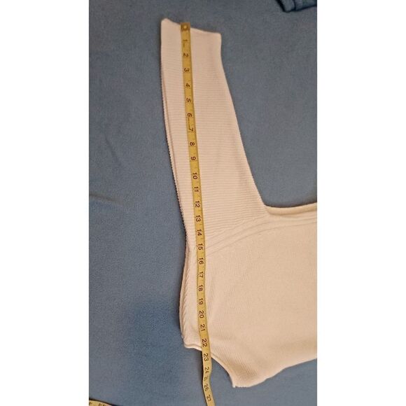 Old Navy sweater - Picture 7 of 7